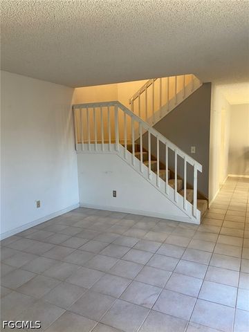 1442 Park Shore CIR 1, Fort Myers, FL 33901