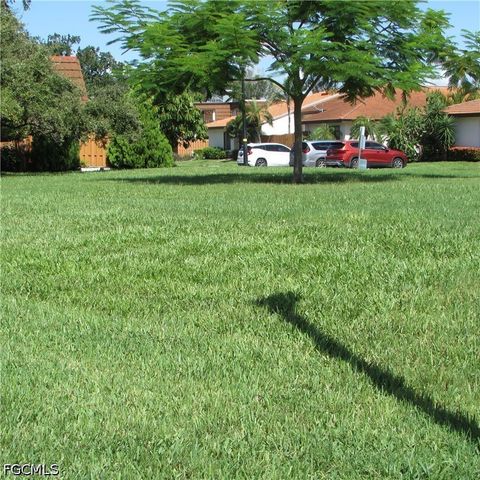 1442 Park Shore CIR 1, Fort Myers, FL 33901