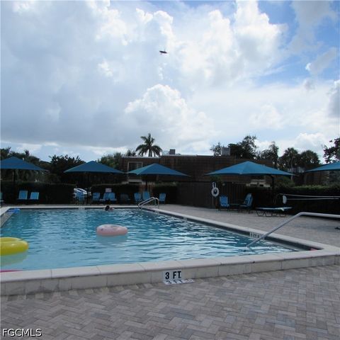 1442 Park Shore CIR 1, Fort Myers, FL 33901