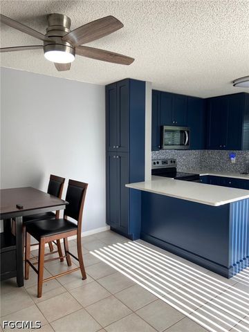 1442 Park Shore CIR 1, Fort Myers, FL 33901
