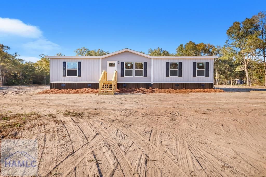 300 Three C Road, Jesup, GA 31545