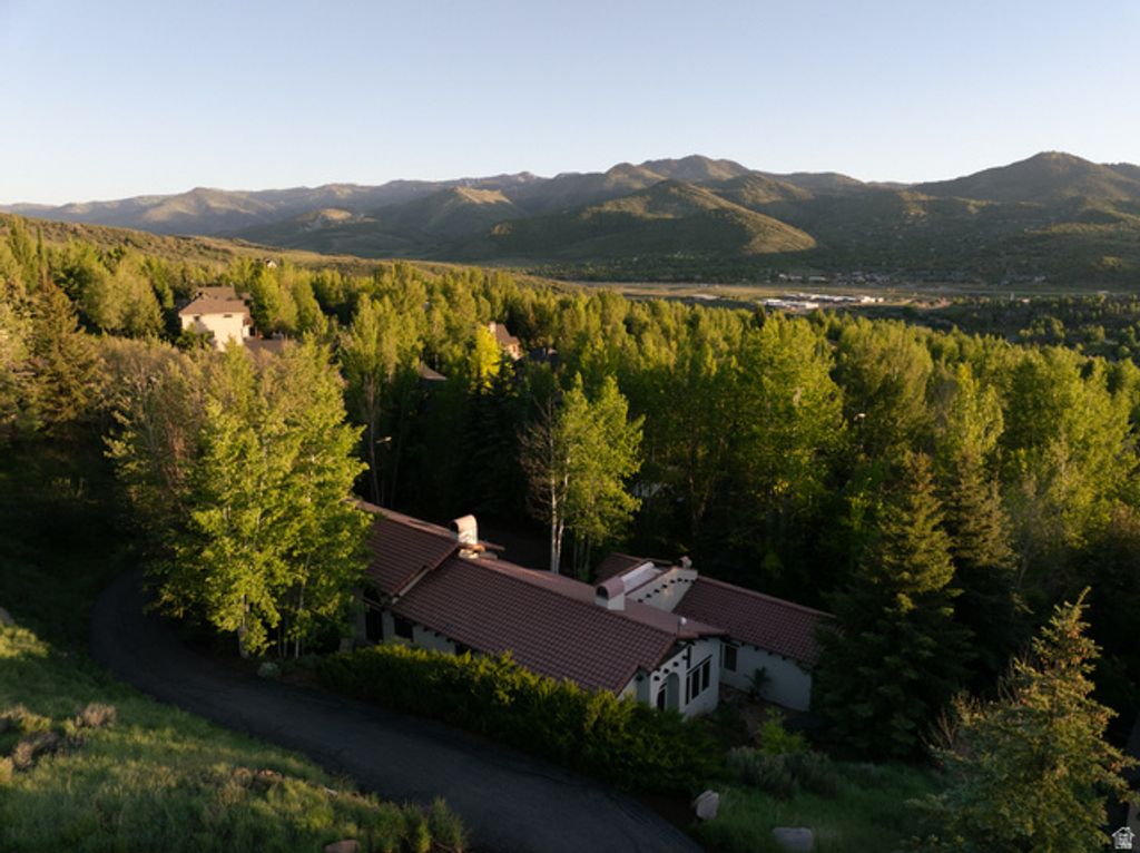 Image 36 of property listing at 2389 DAYBREAKER DR, Park City, UT 84098