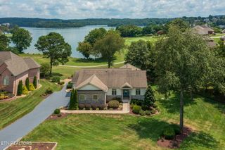 102 Cayuga Drive, Loudon, TN 37774
