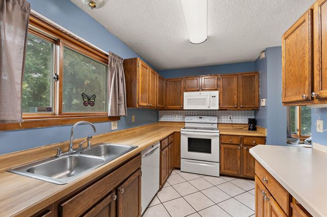 2460 Crestwood Drive, North Saint Paul, MN 55109