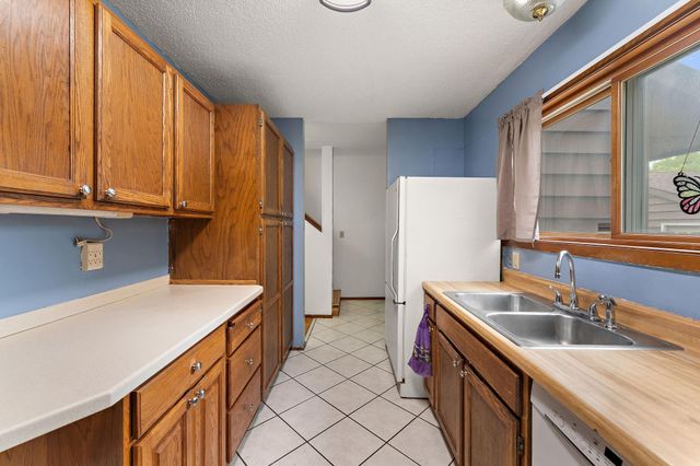 2460 Crestwood Drive, North Saint Paul, MN 55109