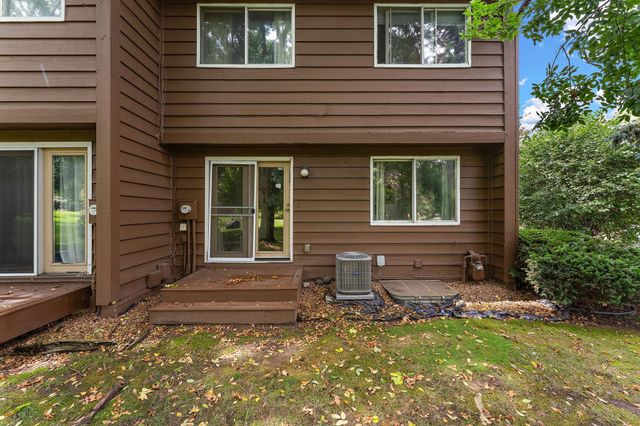 2460 Crestwood Drive, North Saint Paul, MN 55109
