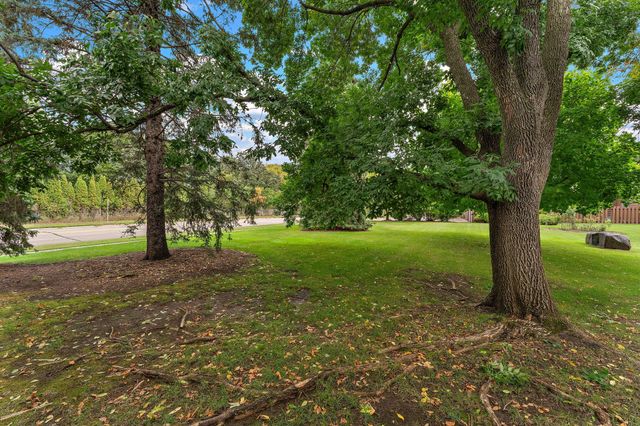 2460 Crestwood Drive, North Saint Paul, MN 55109