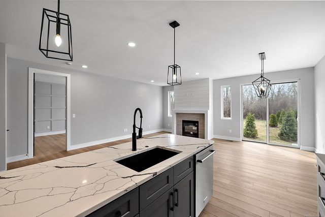 5820 Heights Boulevard, Sterling Heights, MI 48314