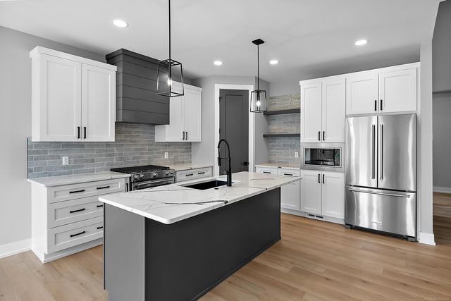 5820 Heights Boulevard, Sterling Heights, MI 48314