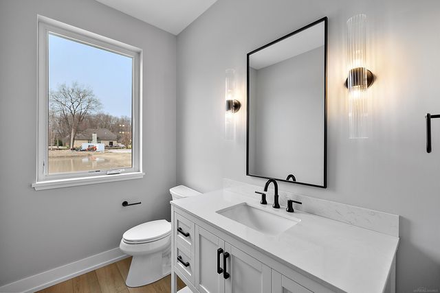 5820 Heights Boulevard, Sterling Heights, MI 48314