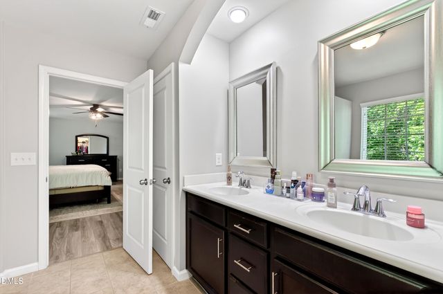 113 Lyonshall Street, Fuquay Varina, NC 27526