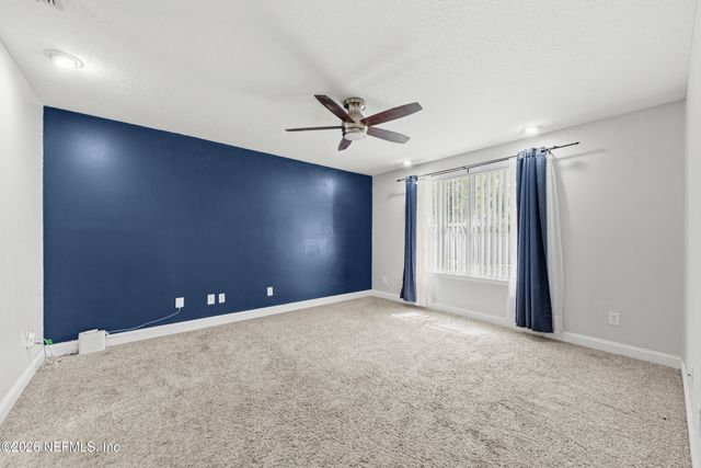 8634 HAMMOND FOREST Drive, Jacksonville, FL 32221