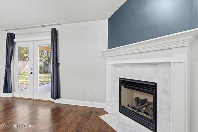 8634 HAMMOND FOREST Drive, Jacksonville, FL 32221