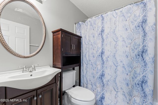 8634 HAMMOND FOREST Drive, Jacksonville, FL 32221