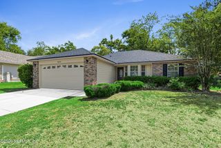 8634 HAMMOND FOREST Drive, Jacksonville, FL 32221
