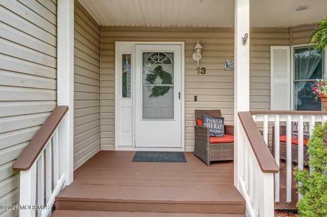 13 High Ridge Road, Little Egg Harbor, NJ 08087