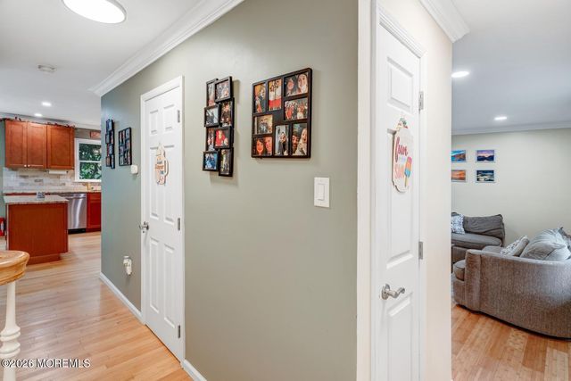 13 High Ridge Road, Little Egg Harbor, NJ 08087