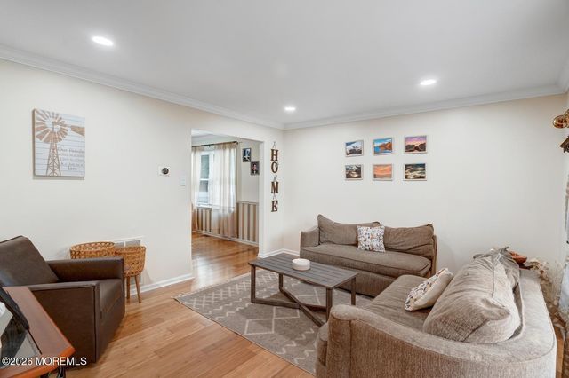 13 High Ridge Road, Little Egg Harbor, NJ 08087