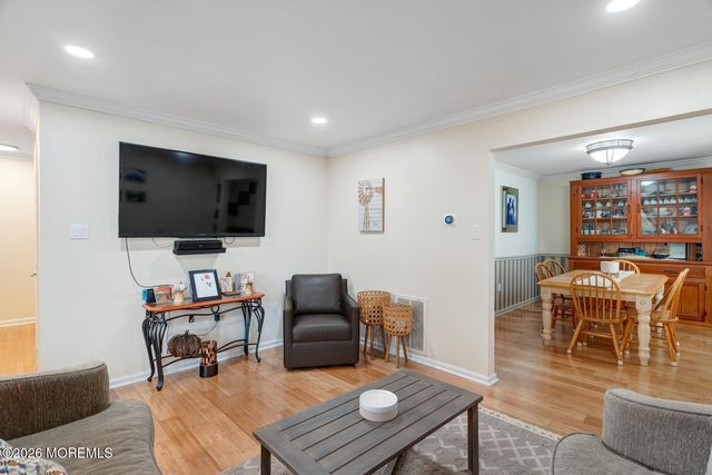 13 High Ridge Road, Little Egg Harbor, NJ 08087
