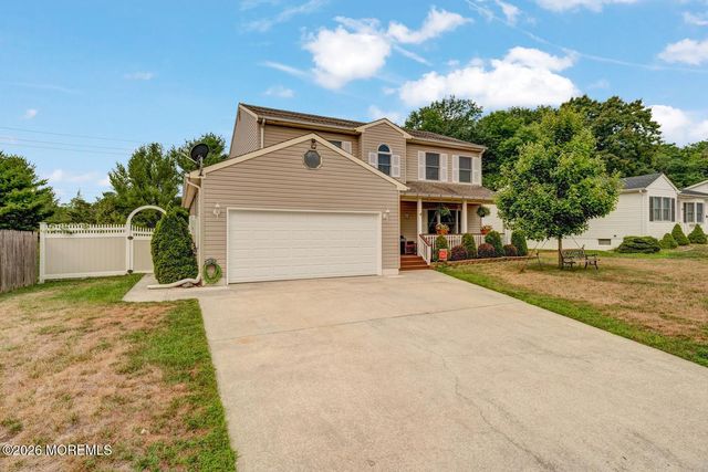 13 High Ridge Road, Little Egg Harbor, NJ 08087