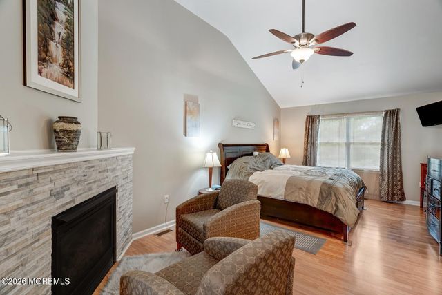 13 High Ridge Road, Little Egg Harbor, NJ 08087