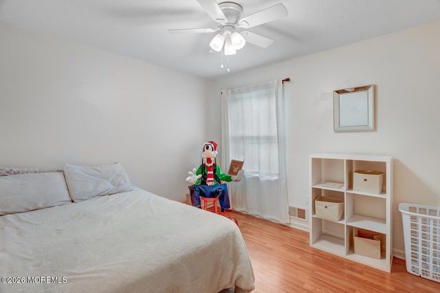 13 High Ridge Road, Little Egg Harbor, NJ 08087