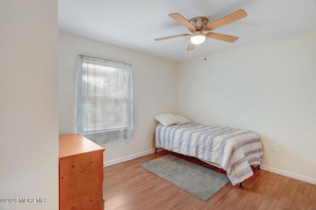 13 High Ridge Road, Little Egg Harbor, NJ 08087