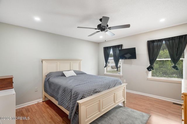 13 High Ridge Road, Little Egg Harbor, NJ 08087