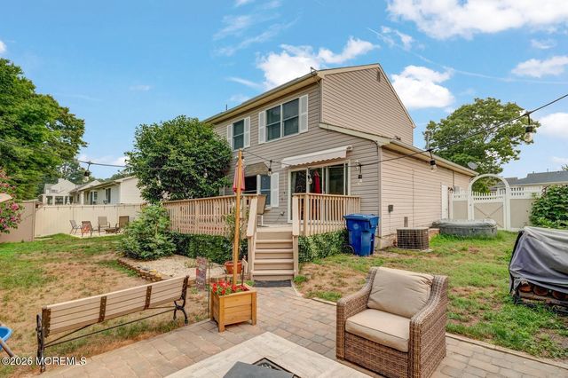 13 High Ridge Road, Little Egg Harbor, NJ 08087