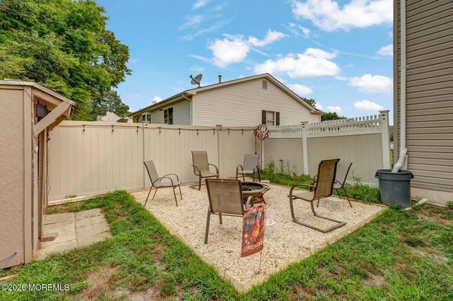 13 High Ridge Road, Little Egg Harbor, NJ 08087