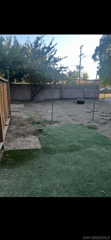 1064 N H, San Bernardino, CA 92410