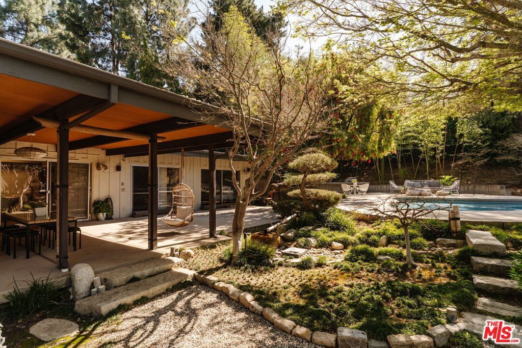 3493 Valley Meadow Road, Sherman Oaks, CA 91403 — exterior