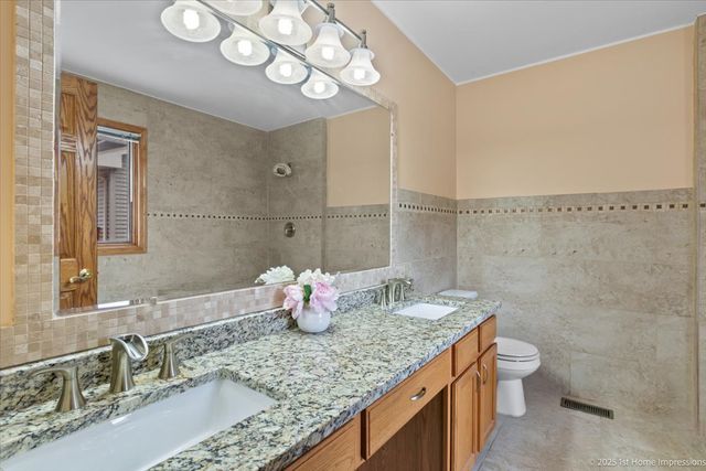 5316 W MINT JULIP Drive, Alsip, IL 60803