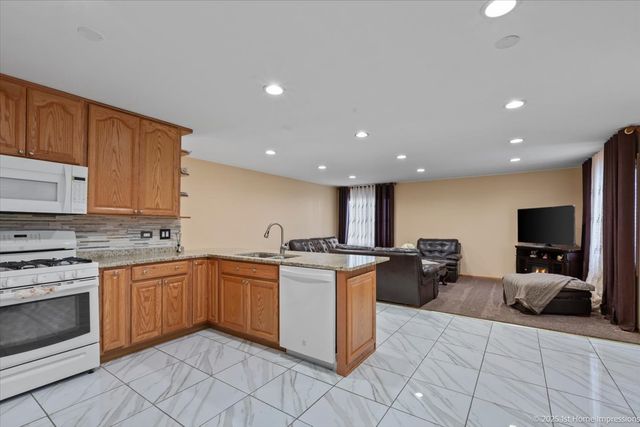 5316 W MINT JULIP Drive, Alsip, IL 60803