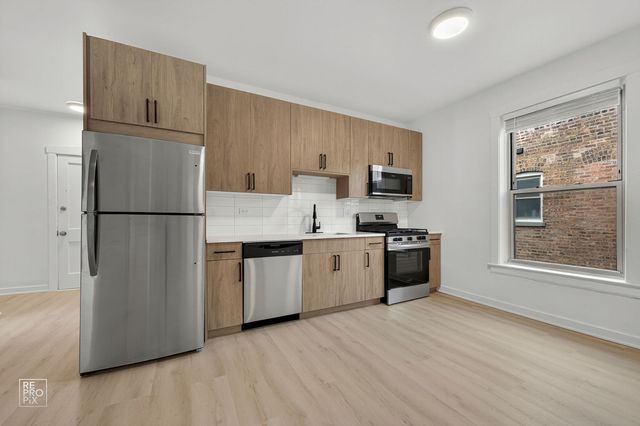 6975 N Bell Avenue 2, Chicago, IL 60659