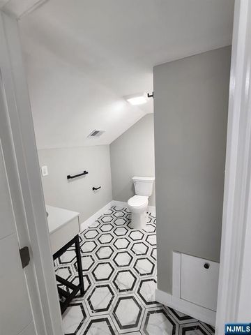 93 Hughes Street 5, Maplewood, NJ 07040