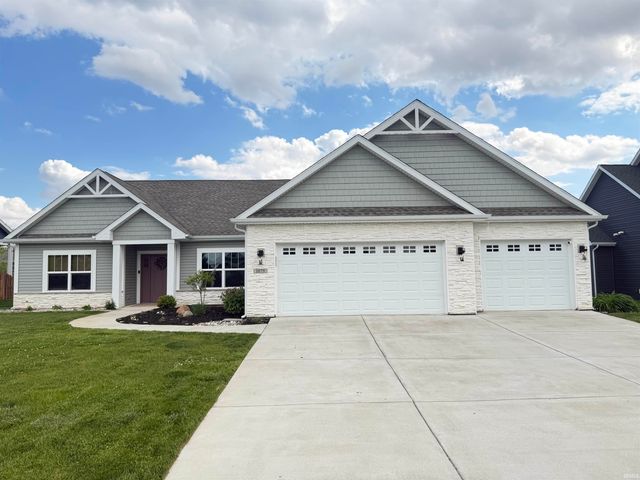 1079 Chesapeake Cove Drive, Lafayette, IN 47909
