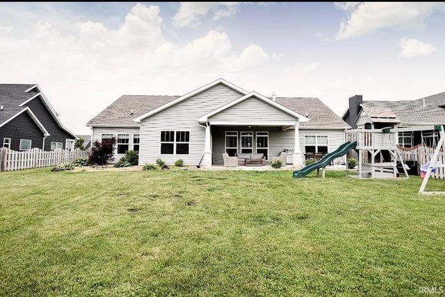 1079 Chesapeake Cove Drive, Lafayette, IN 47909