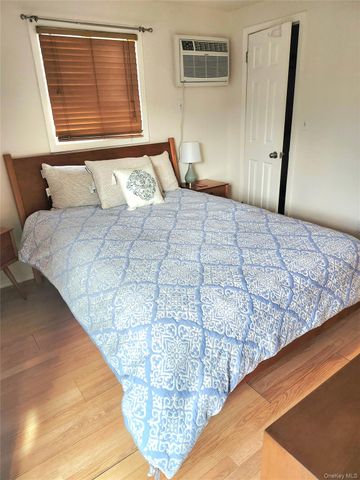 95 Springville Road S 3, Hampton Bays, NY 11946