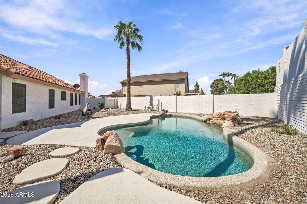 1948 E MORROW Drive, Phoenix, AZ 85024 — photo 2