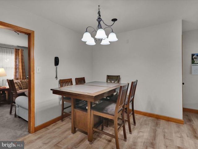 3810 WILLOW GROVE AVE, Reading, PA 19605