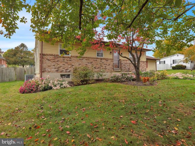 3810 WILLOW GROVE AVE, Reading, PA 19605