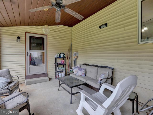 3810 WILLOW GROVE AVE, Reading, PA 19605