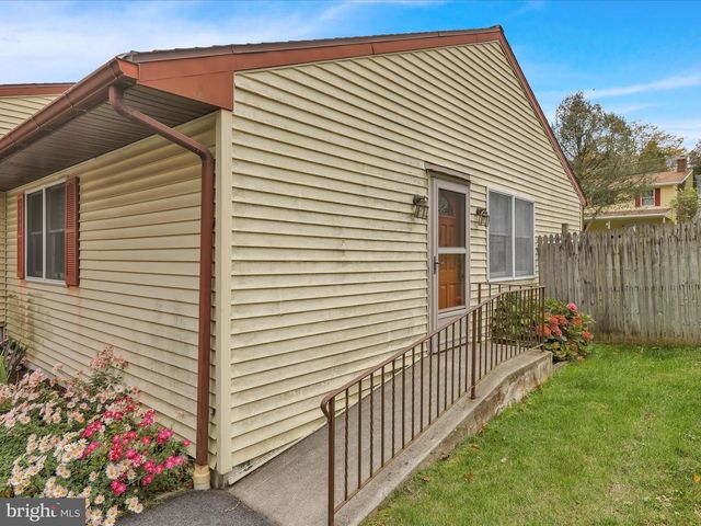 3810 WILLOW GROVE AVE, Reading, PA 19605