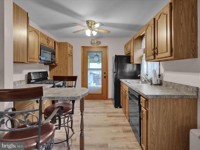 3810 WILLOW GROVE AVE, Reading, PA 19605