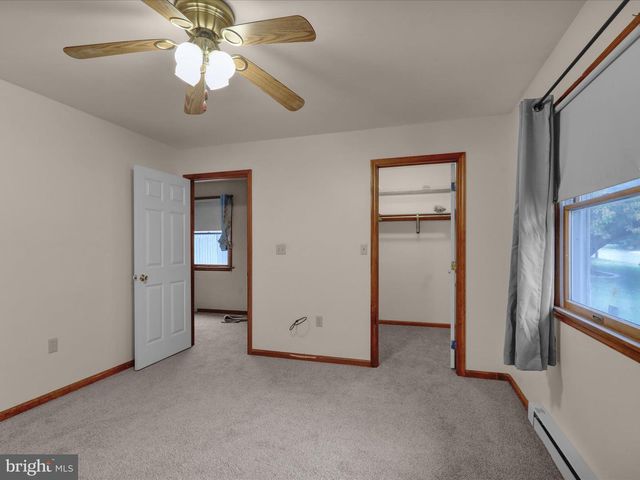 3810 WILLOW GROVE AVE, Reading, PA 19605