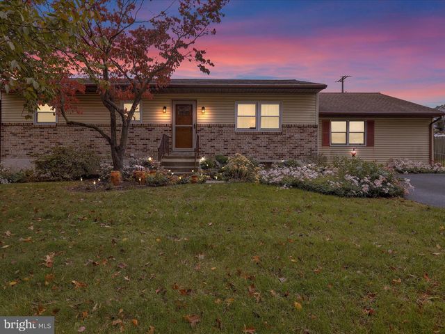 3810 WILLOW GROVE AVE, Reading, PA 19605