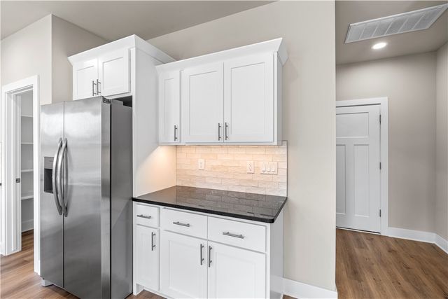 825 Mueller Way, Prairie Grove, AR 72753