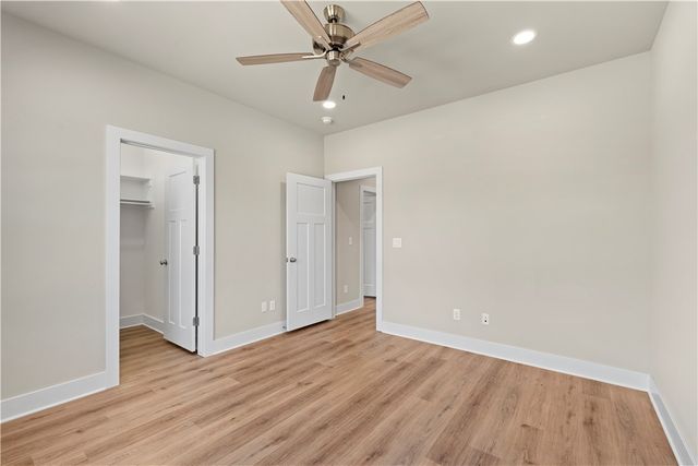 825 Mueller Way, Prairie Grove, AR 72753