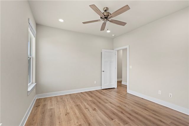 825 Mueller Way, Prairie Grove, AR 72753